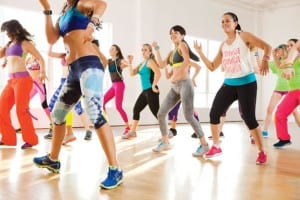 Zumba: γυμναστείτε με ξέφρενο χορό